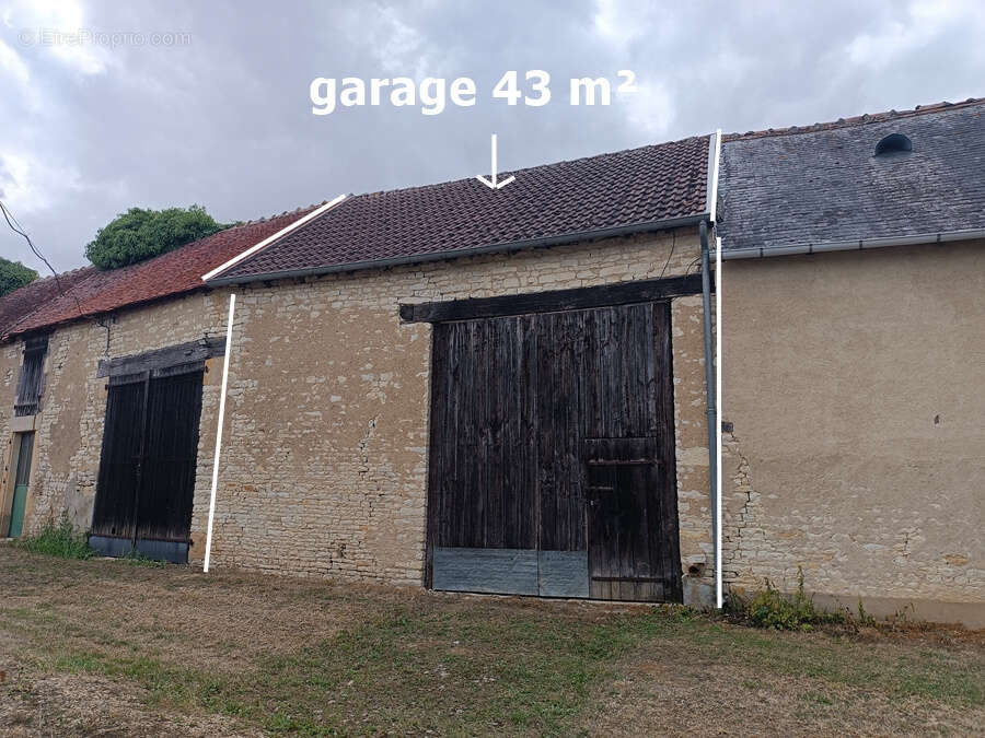 Maison à CORNUSSE