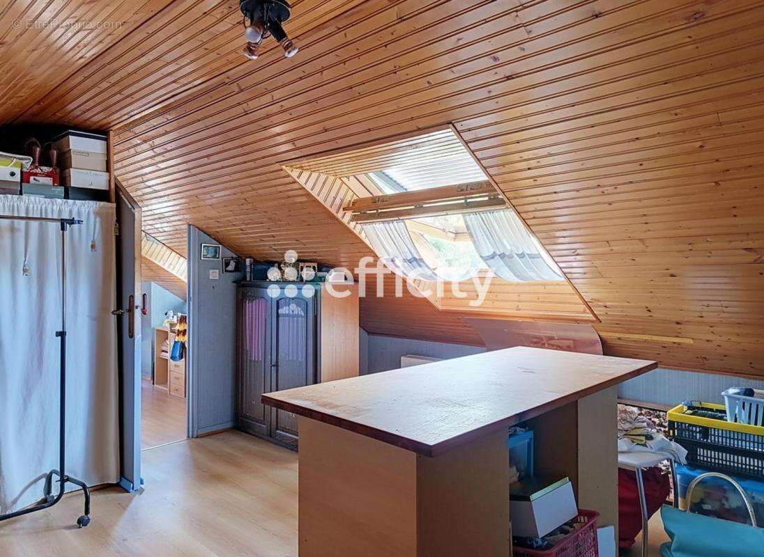 Maison 93 m² à Joue-Les-Tours  - photo 12