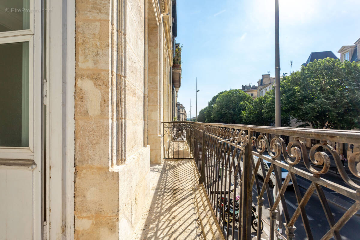 Appartement à BORDEAUX