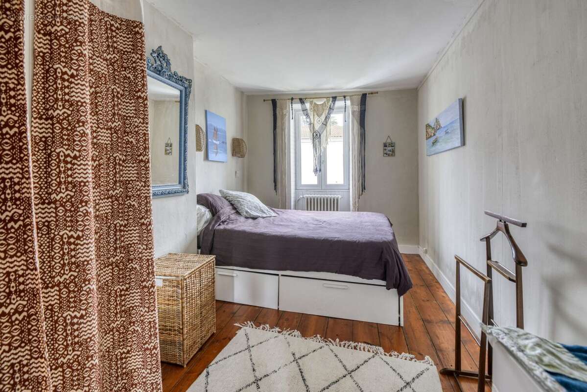 Maison à SAINT-SEBASTIEN-SUR-LOIRE