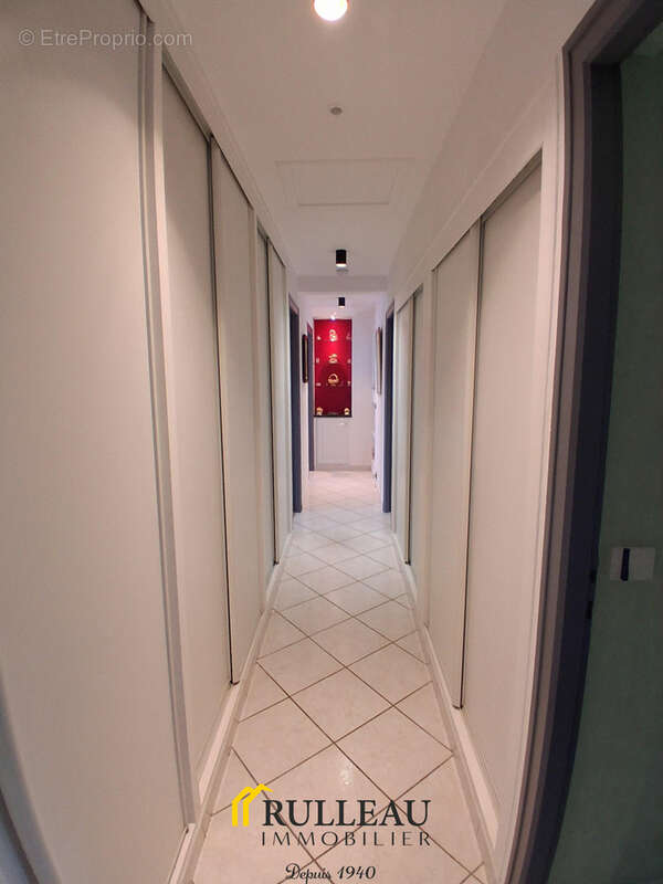 Maison familiale de caractere de 153 m2 habitables - terrain de 1223 m2 - proche centre saint louis de montfer - photo 18
