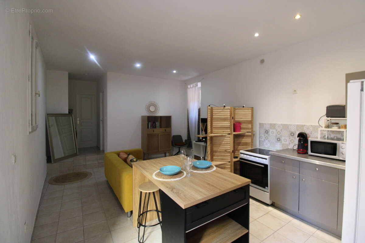 Appartement à HYERES