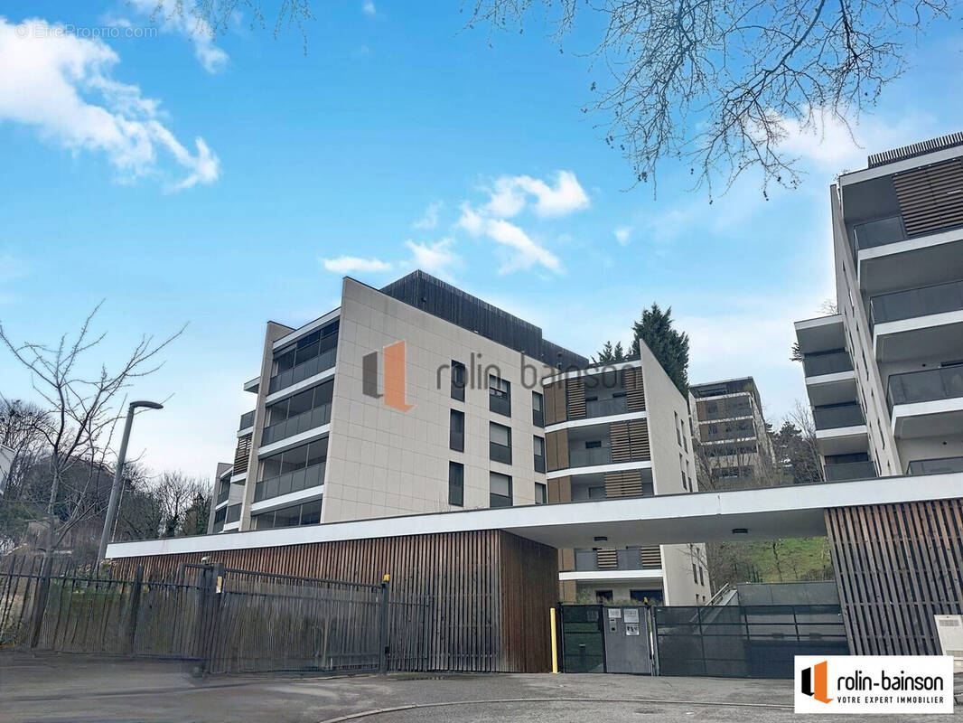 Appartement à LYON-9E