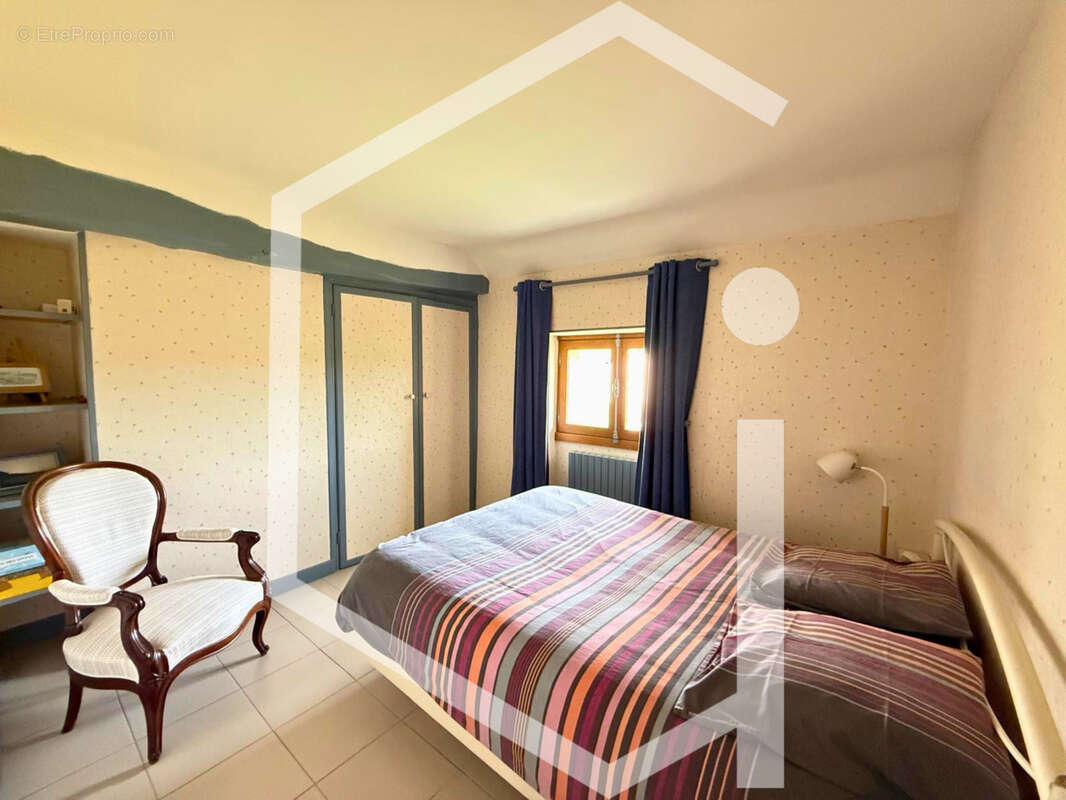 Maison à COSNE-COURS-SUR-LOIRE