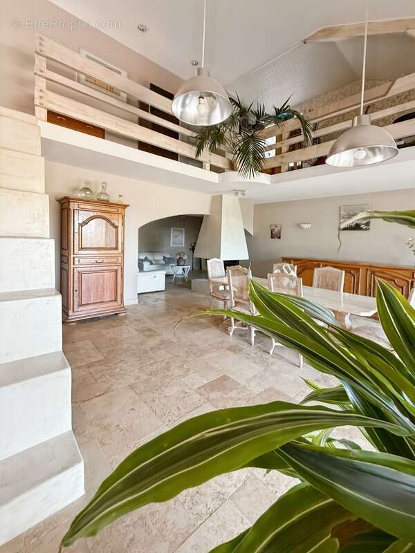 Maison à COUCHES