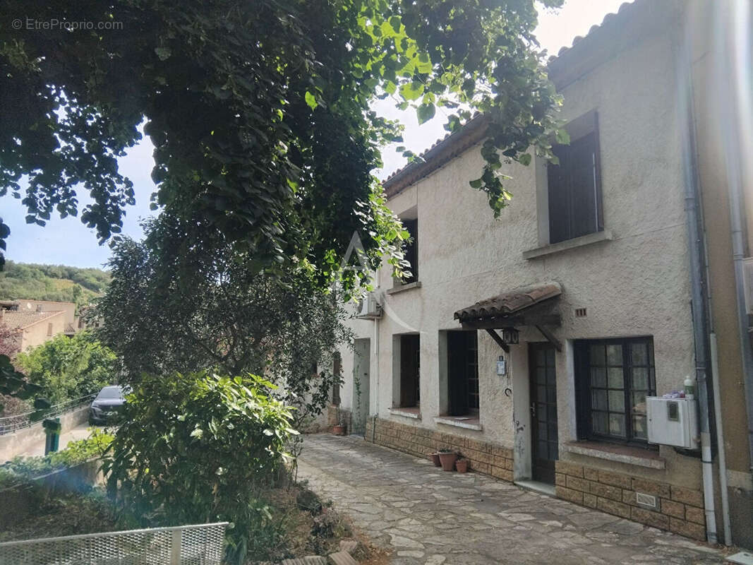 Maison Felines Termenes 6 pièce(s) avec jardin et remise - photo 9