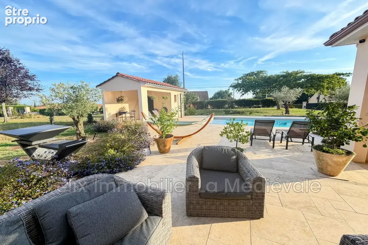 Maison 5 pièces 139 m² à vendre à Sarlat-La-Caneda (24200) - photo 3