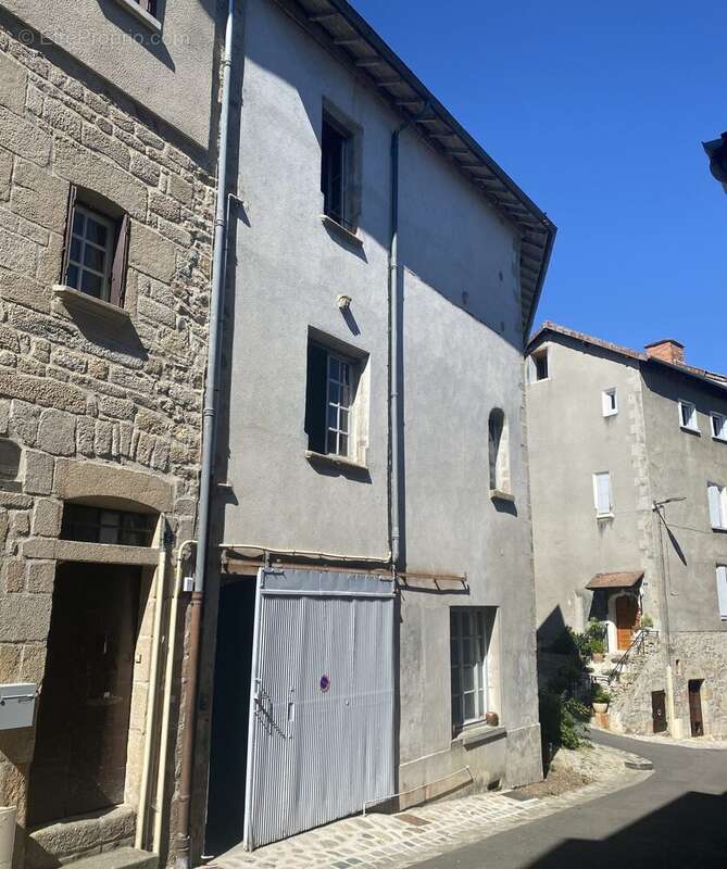 Maison 164 m² à Eymoutiers  - photo 2