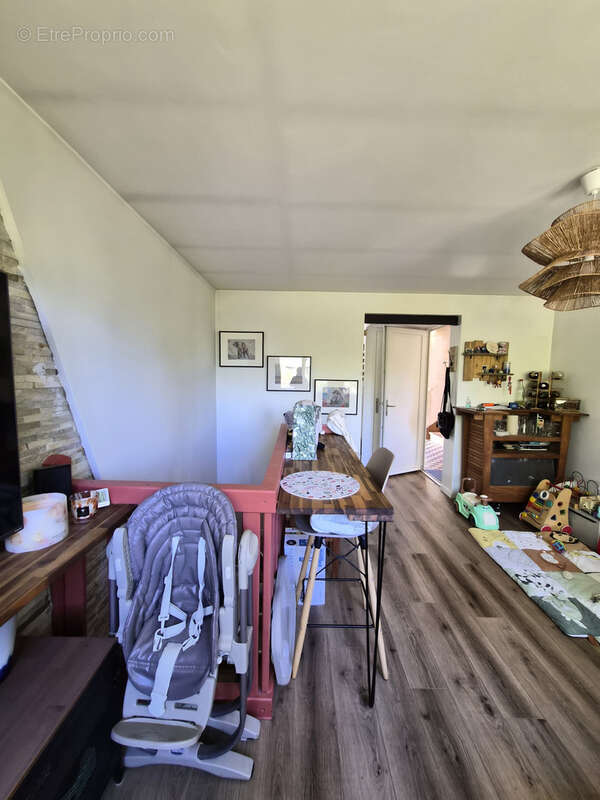 Appartement à VILLIERS-SAINT-FREDERIC