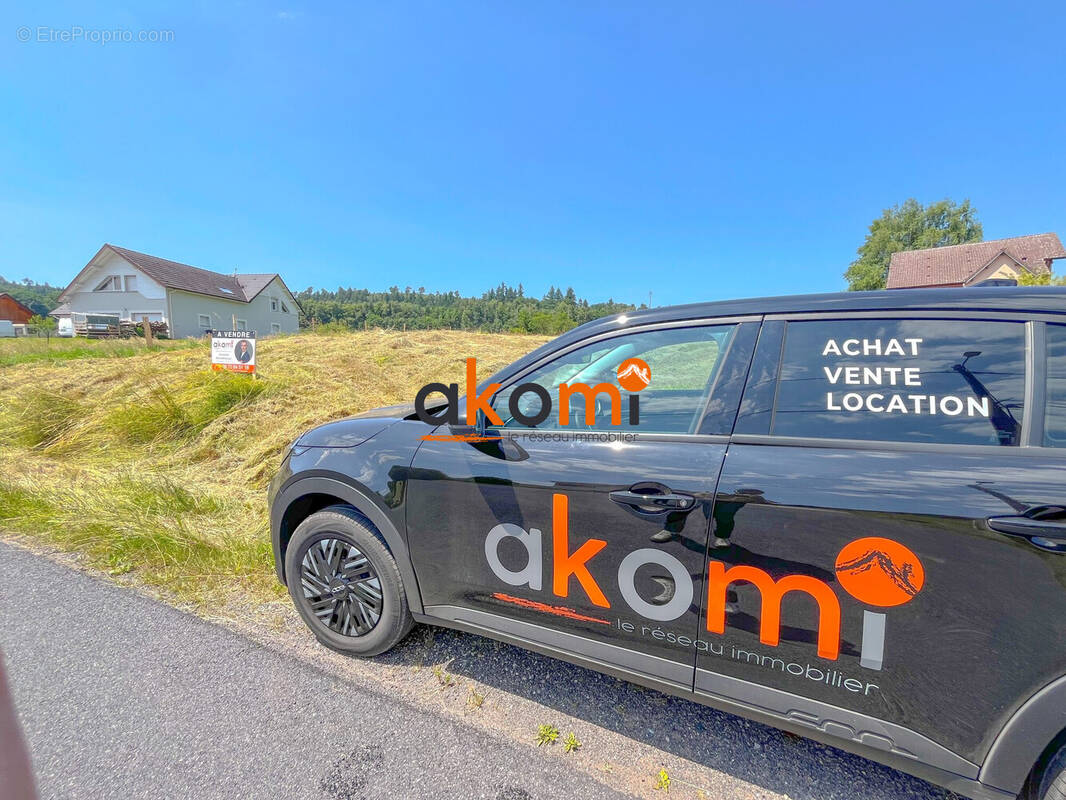 Terrain à LACHAPELLE