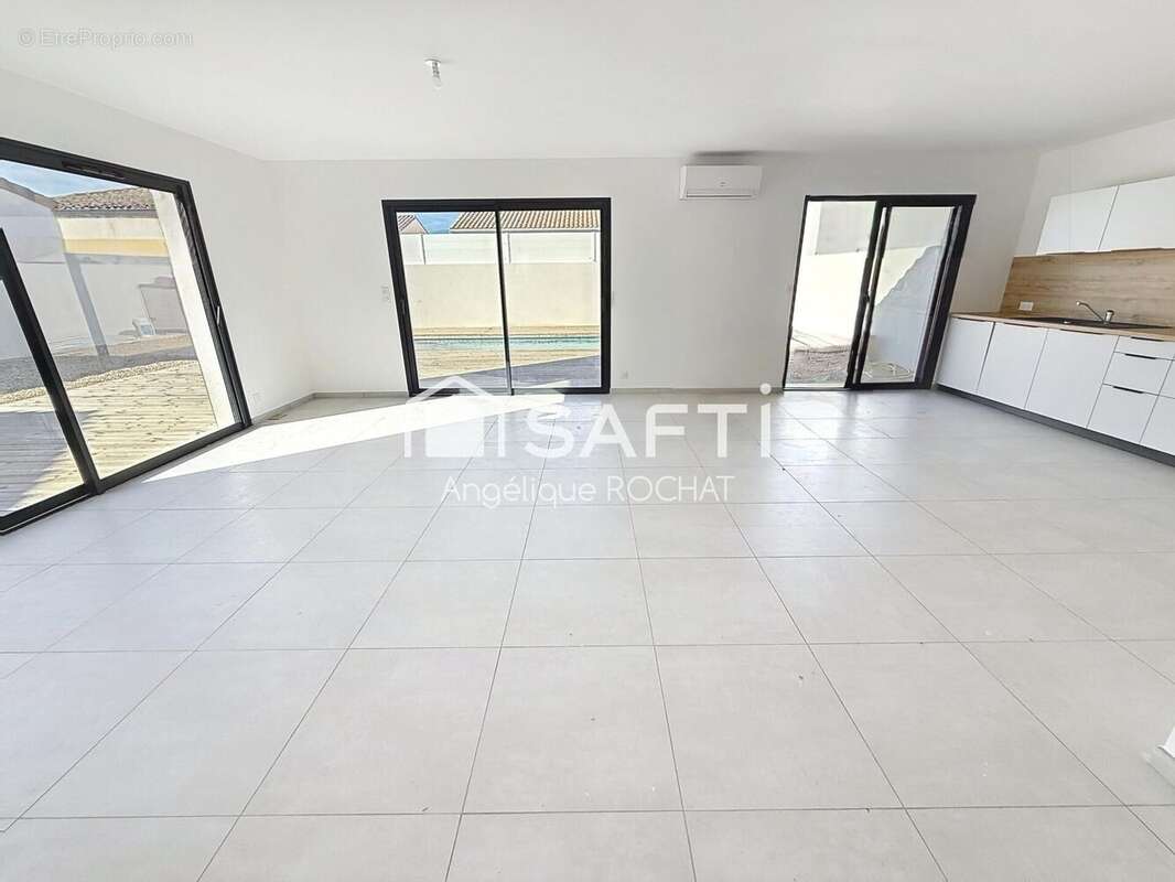 Photo 3 - Maison à SERVIAN