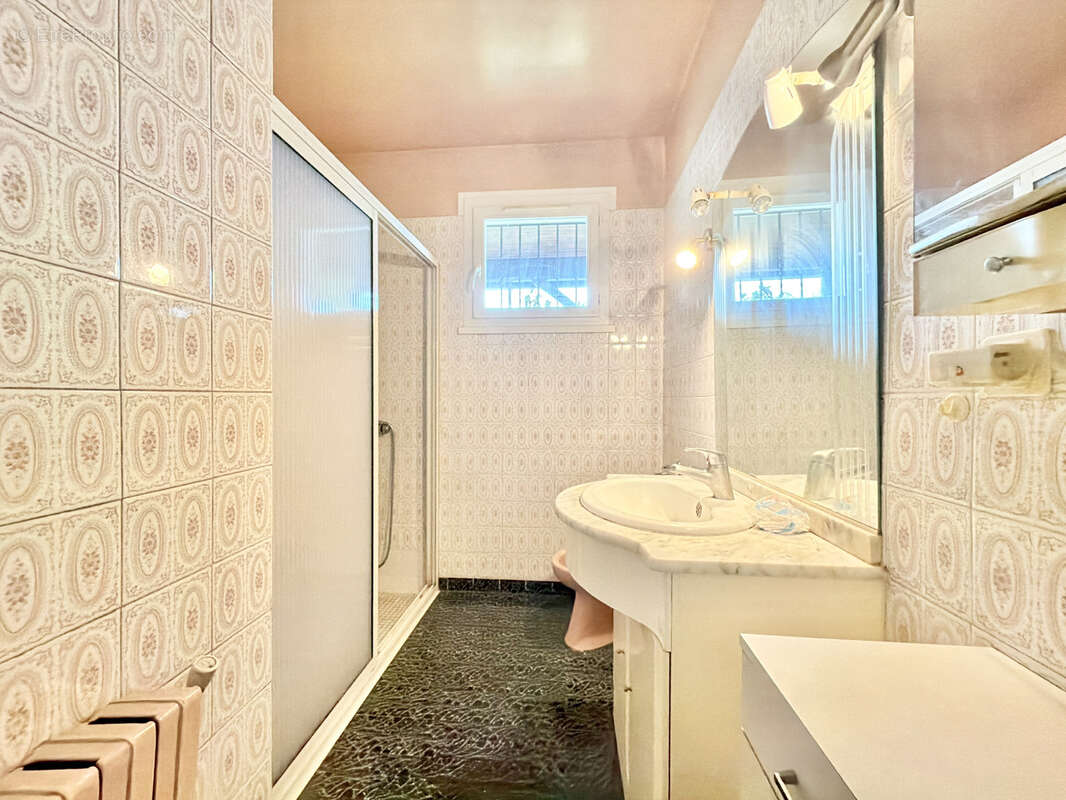 Maison avec appartement et jardin - photo 15