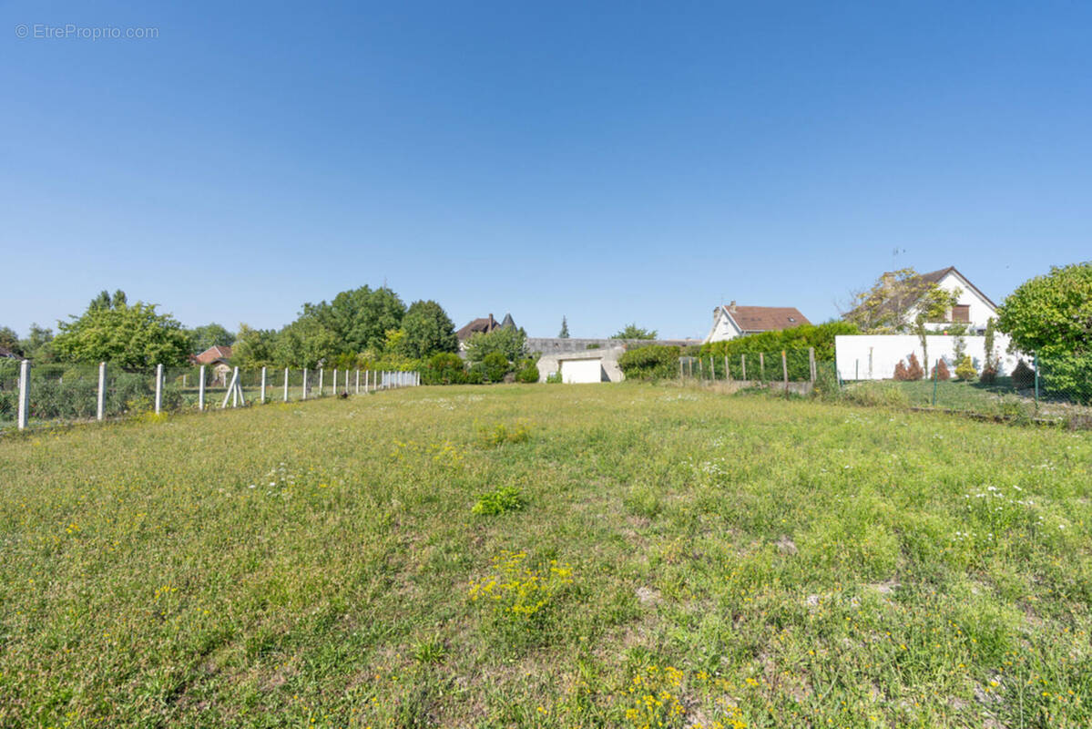 Photo 1 - Terrain à SAINT-ANDRE-LES-VERGERS