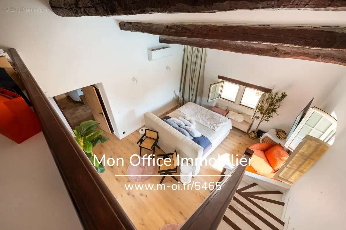 Maison à CABRIES