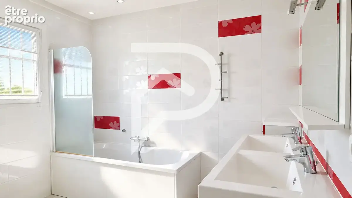 Maison familiale 158m2 avec piscine, sous-sol complet - photo 10