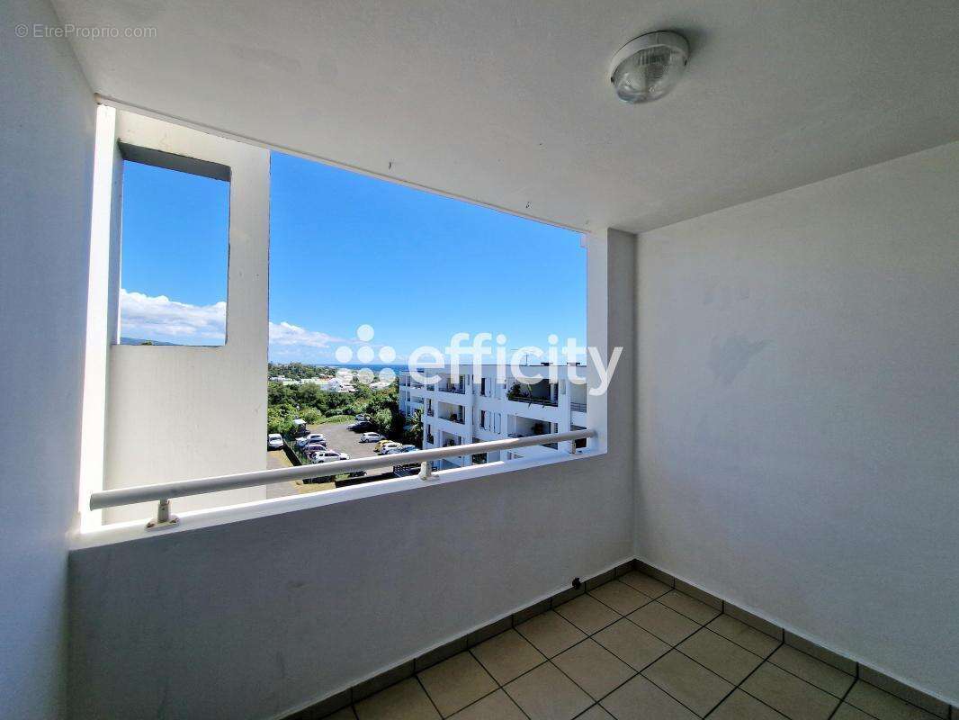 Appartement à SAINTE-MARIE