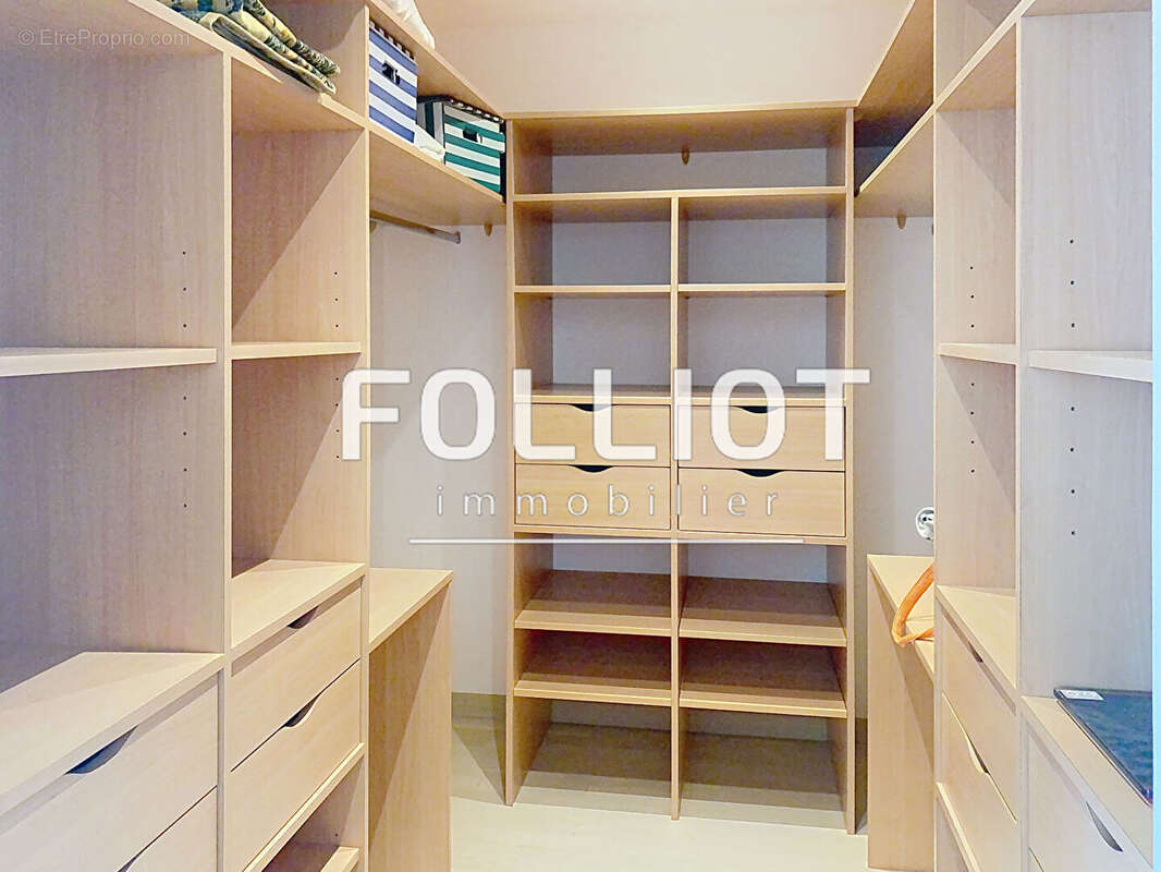 Maison à AGON-COUTAINVILLE