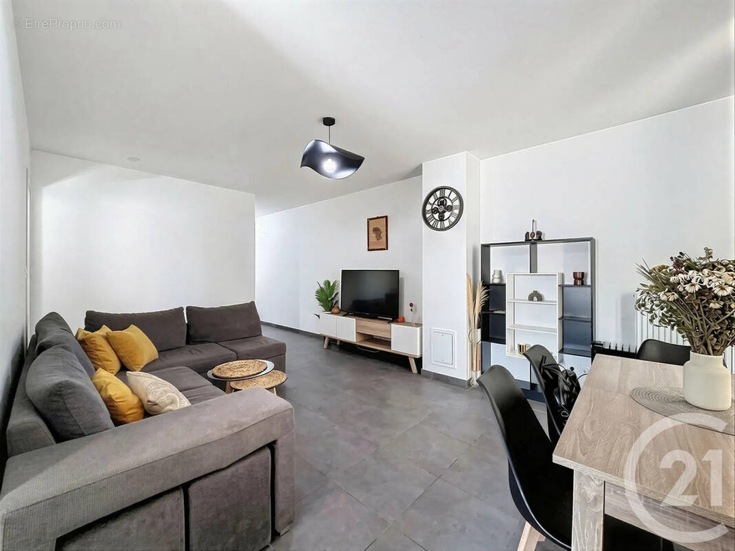 Appartement à CHASSE-SUR-RHONE