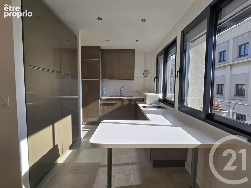 Appartement 2 pièces 45 m² à vendre à Saint-Maur-Des-Fosses (94100) - photo 11