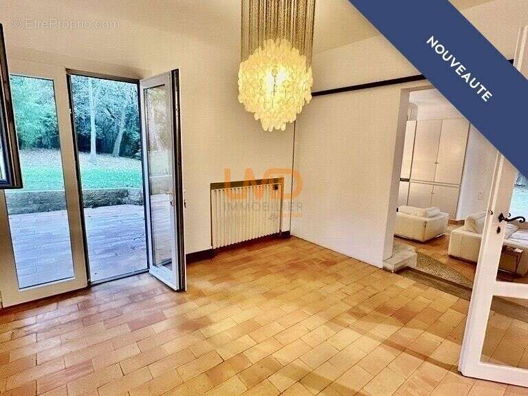 adresse d'exception-villa plain pied-parc arboré-beaux volumes - photo 12