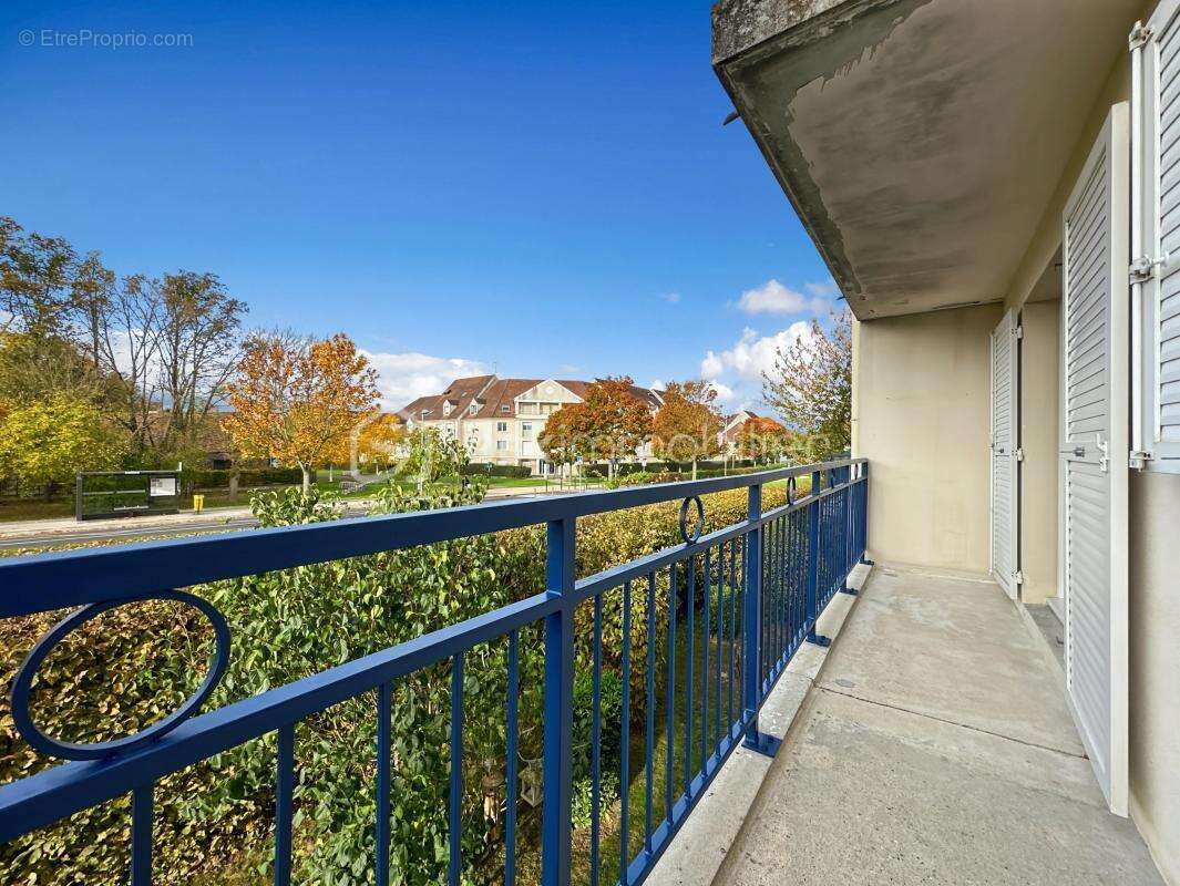 Appartement à LIEUSAINT