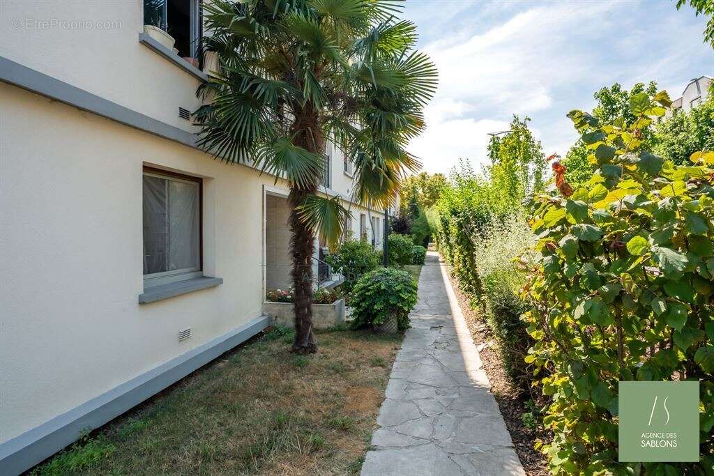 Appartement 89 m² à Chatou  - photo 13