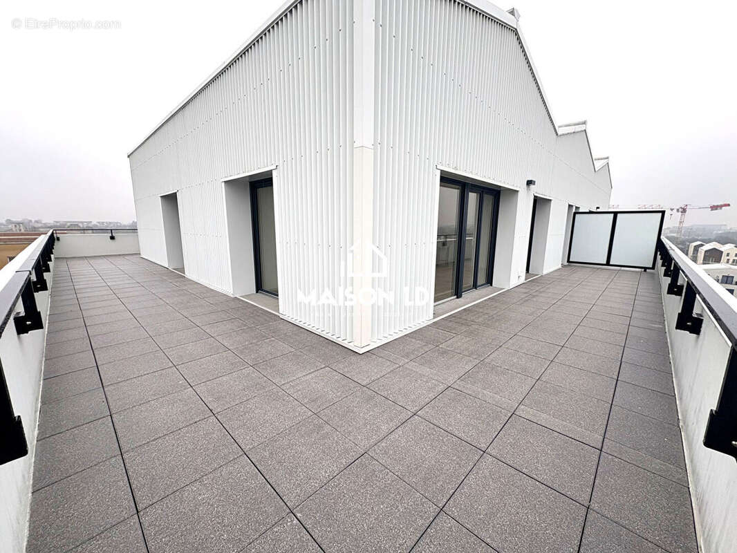 Appartement à FLEURY-SUR-ORNE