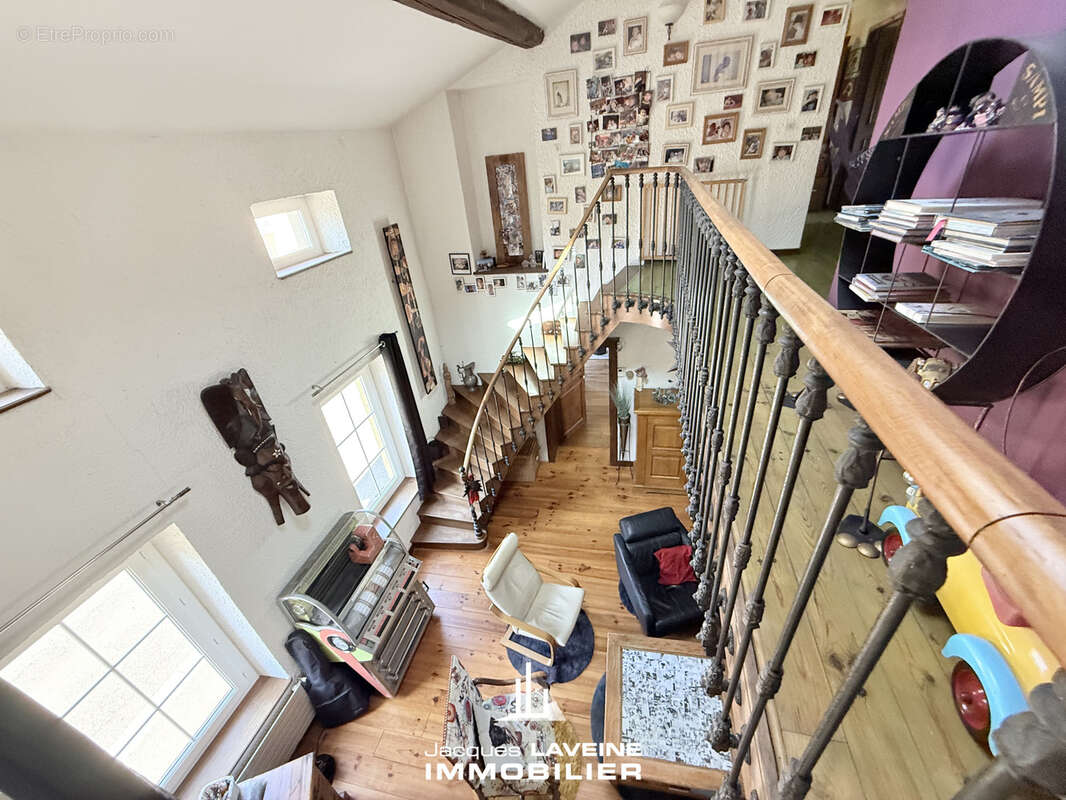 Maison à ARS-SUR-MOSELLE