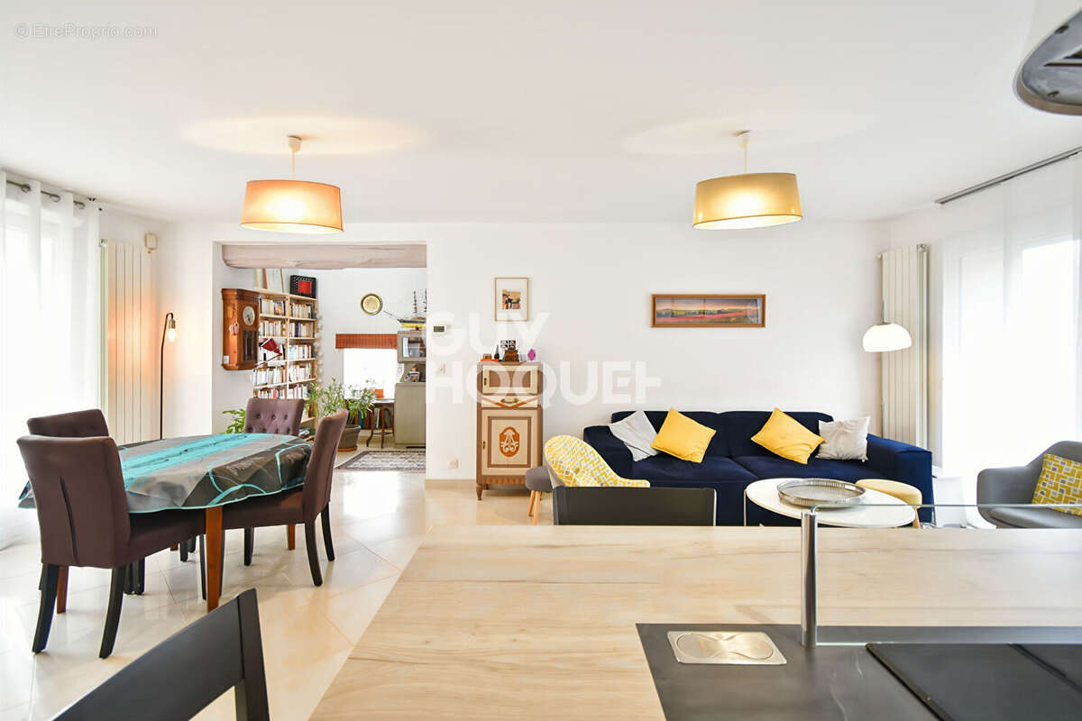 Maison à GRETZ-ARMAINVILLIERS