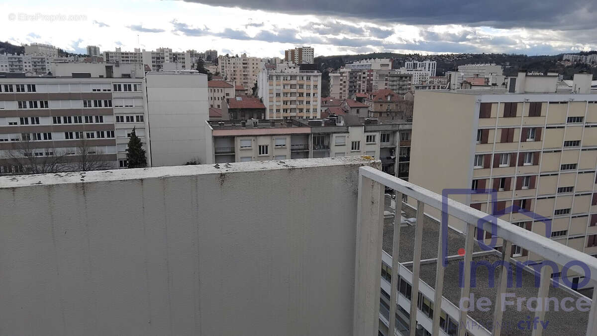 Appartement à SAINT-ETIENNE