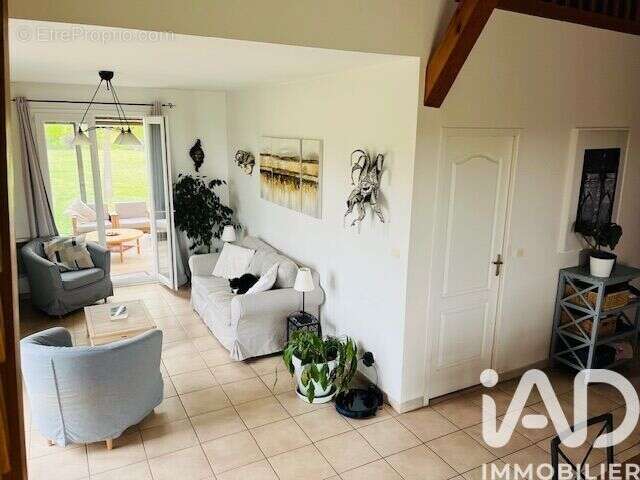 Maison 143 m² à Lafitte-Vigordane  - photo 6