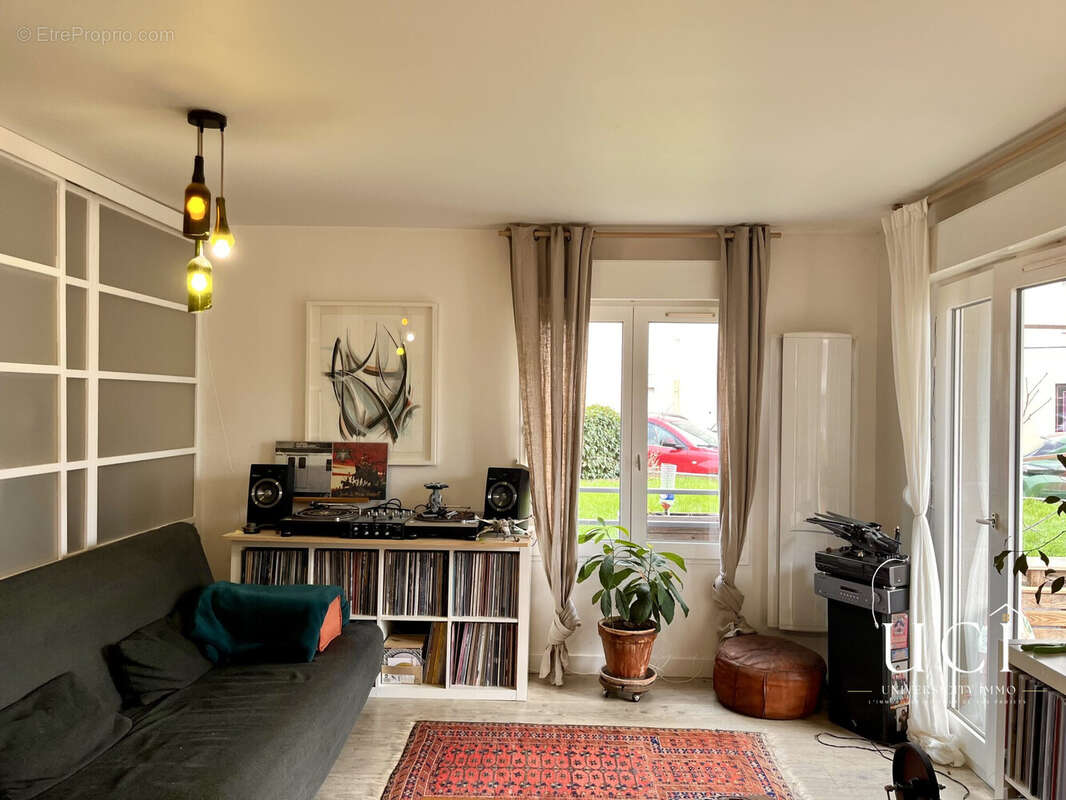 Appartement 63 m² à Angers  - photo 2