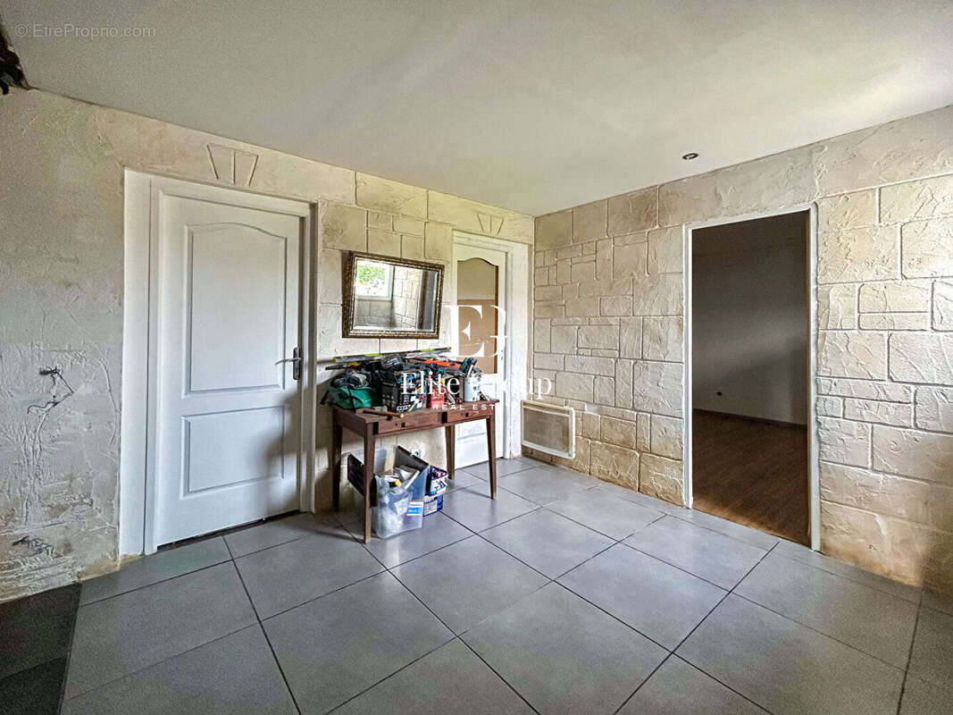 Maison à TONNAY-CHARENTE