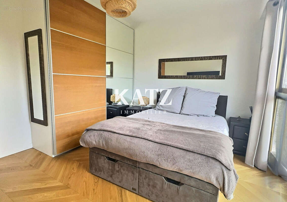 Appartement à GARCHES