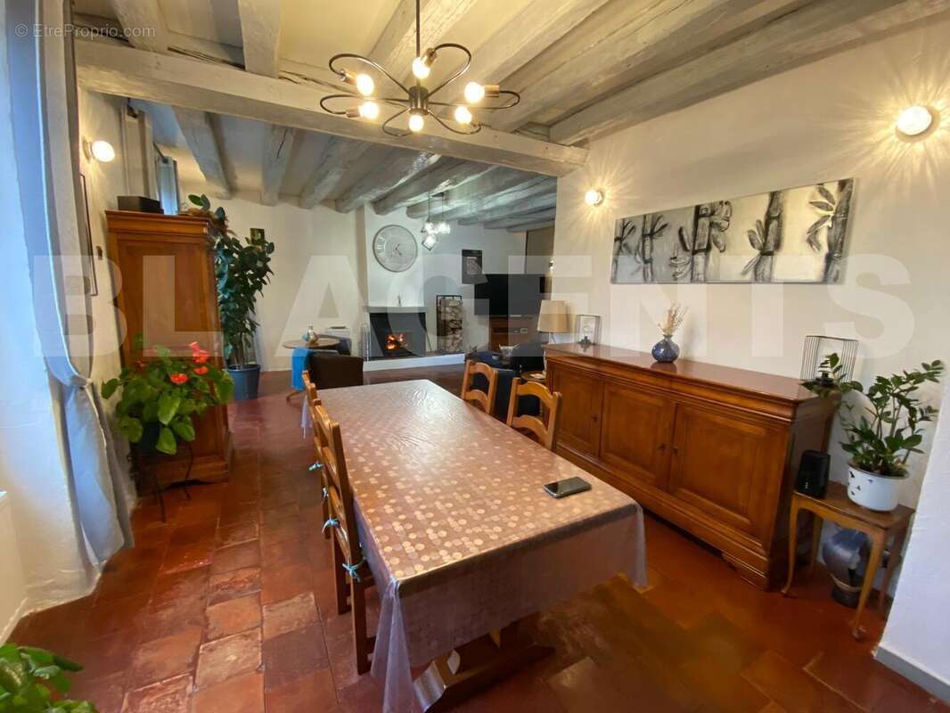 WhatsApp Image 2025-11-13 à 18 - Maison à CHALLES