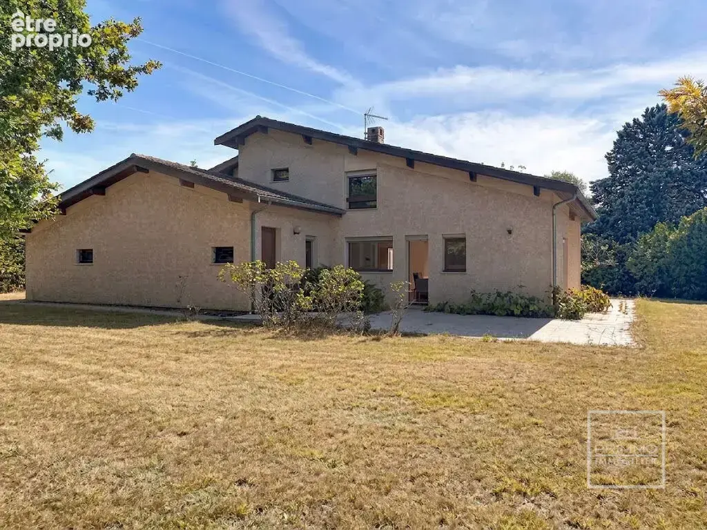SAINT DIDIER AU MONT D'OR, Maison de 146m² sur 1523m² de terrain clos sans vis à vis - photo 3