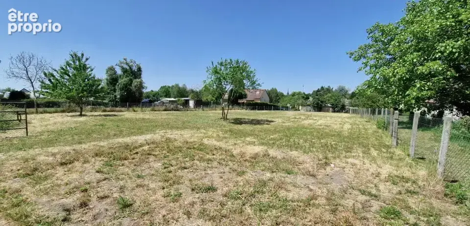 Photo Terrain à Cerans-Foulletourte au prix de 64 000€