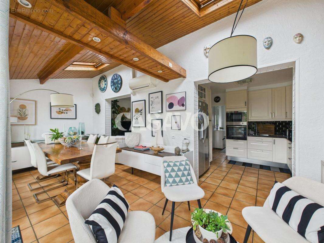 Maison à CHAMPIGNY-SUR-MARNE