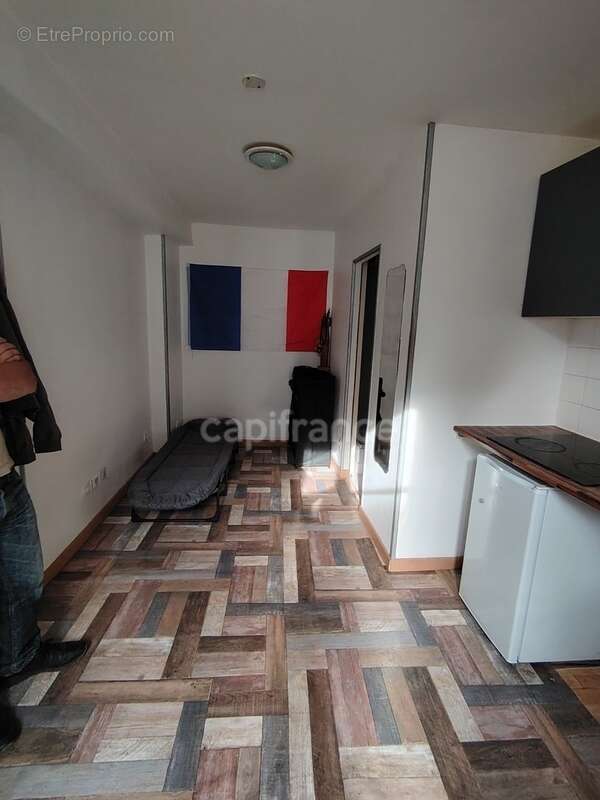 Appartement à COULANGES-LA-VINEUSE