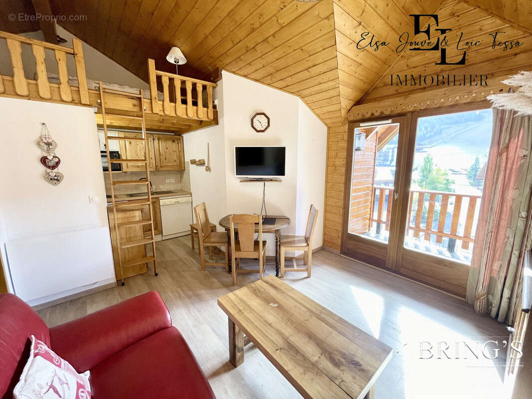 Appartement à LA CLUSE