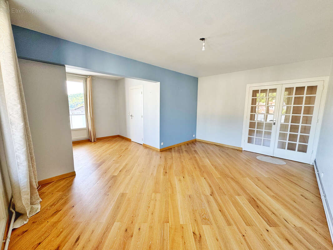 Appartement à RIVE-DE-GIER