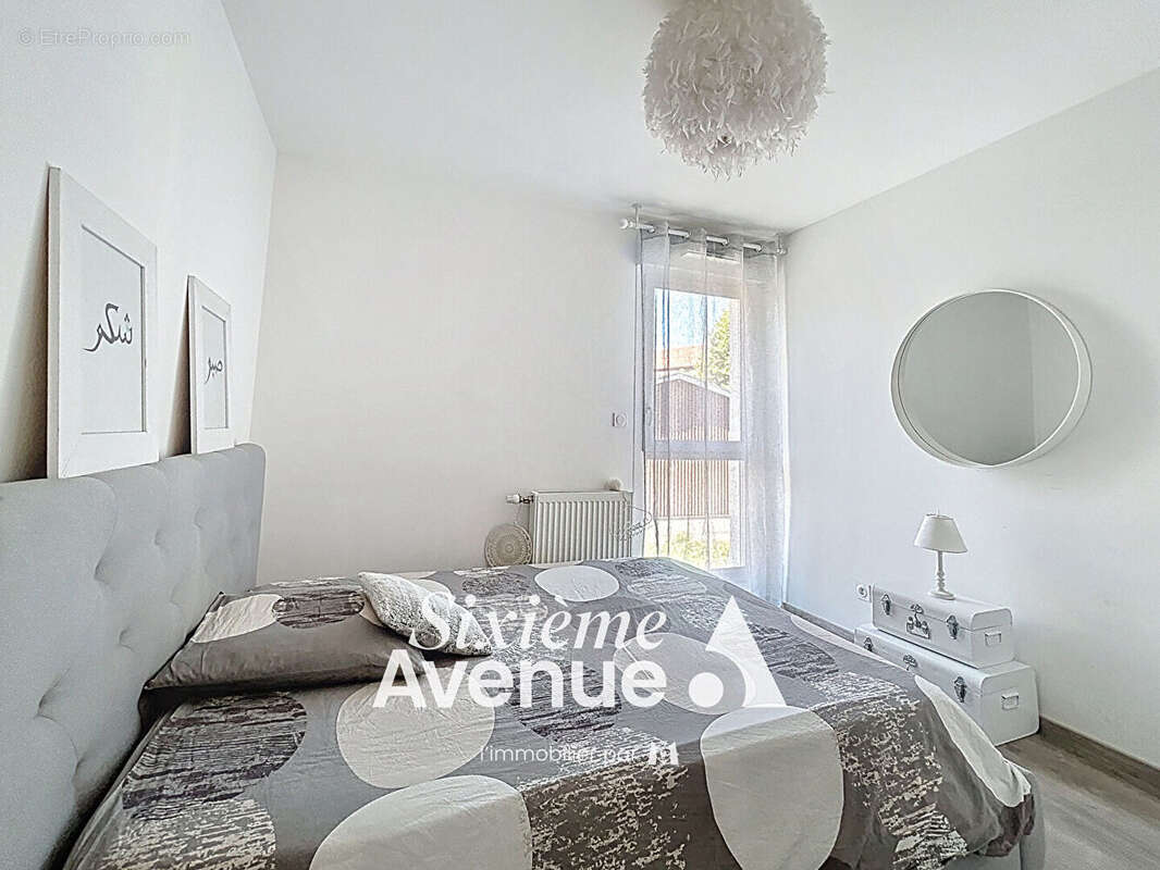 Appartement à DECINES-CHARPIEU