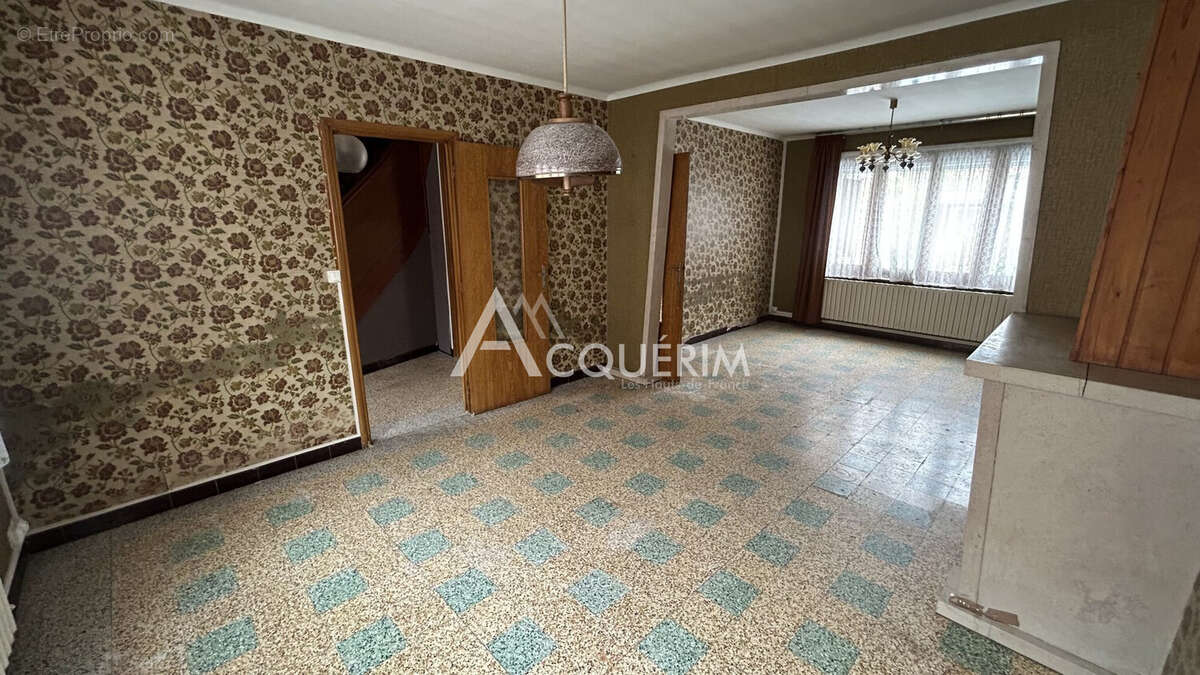 Maison 94 m² à Oignies  - photo 2
