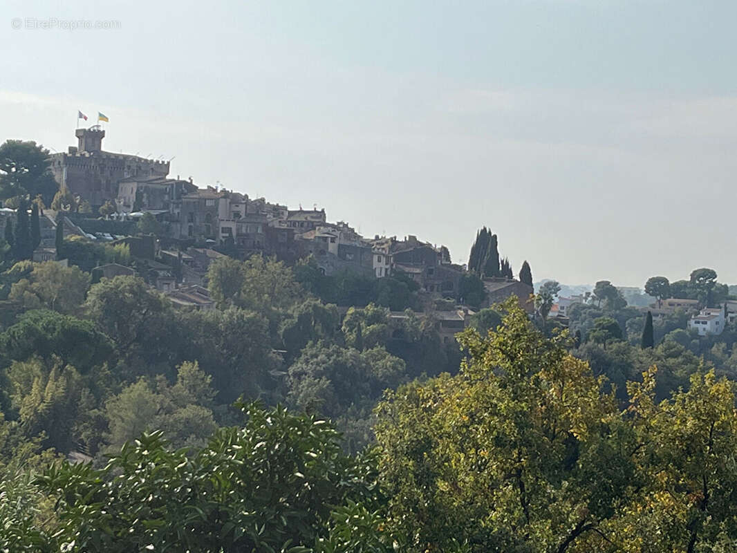 Maison à CAGNES-SUR-MER