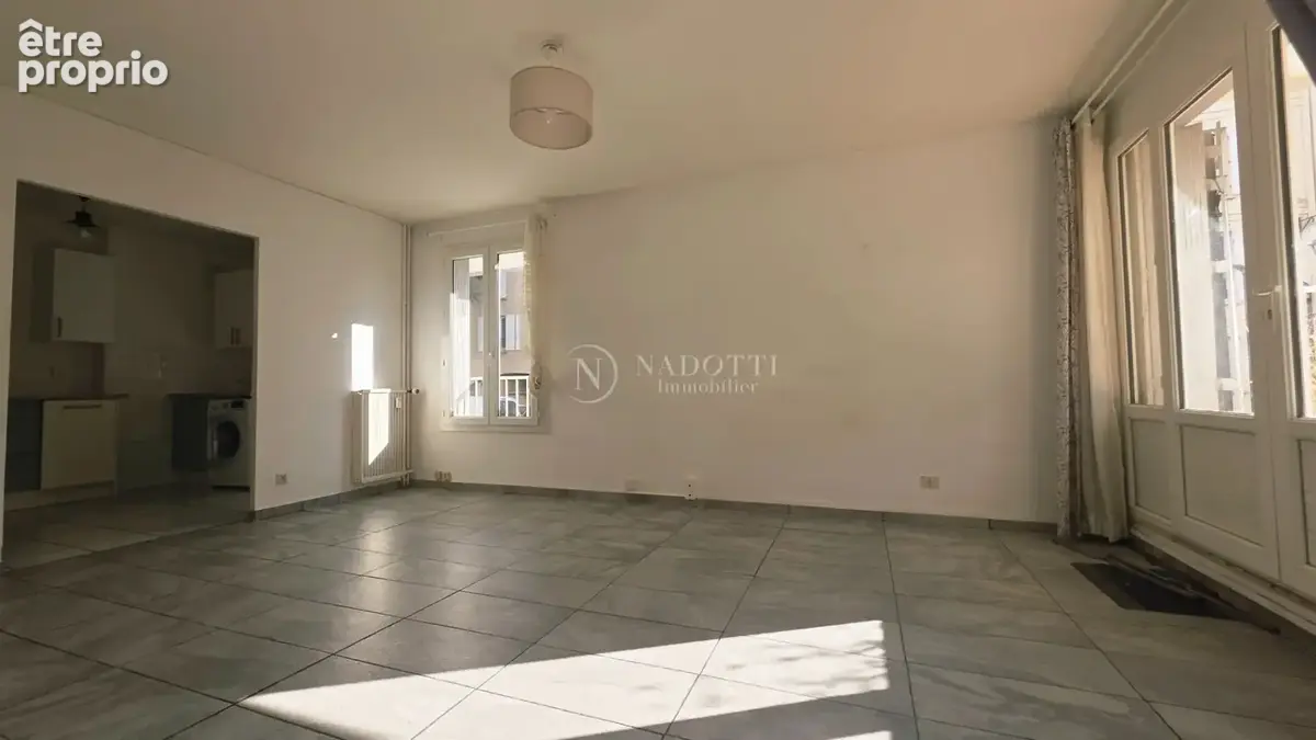 A vendre, Appartement T4 avec terrasse privative. - photo 13