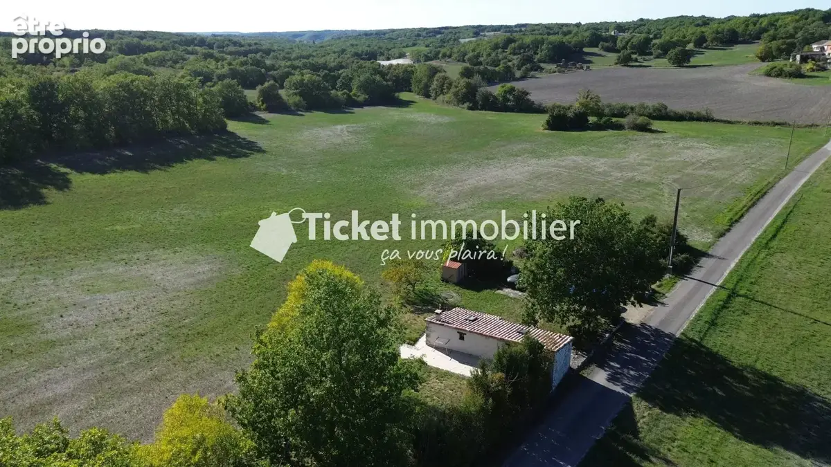 Charmante maison en pierre isolée, vendue meublée, ~40m2 exploités, mezzanine aménagée, vue champs à perte de vue, poêle à bois  - photo 16