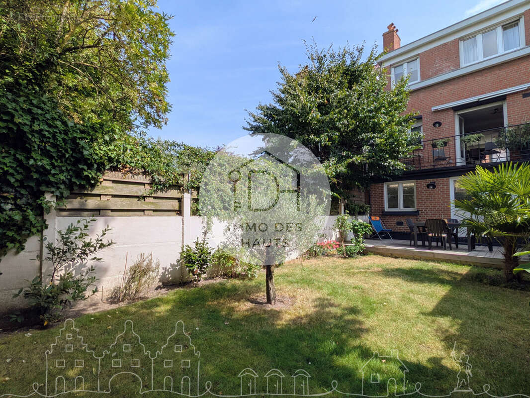 Maison familiale de 87 m2 en parfait état à Téteghem - photo 10