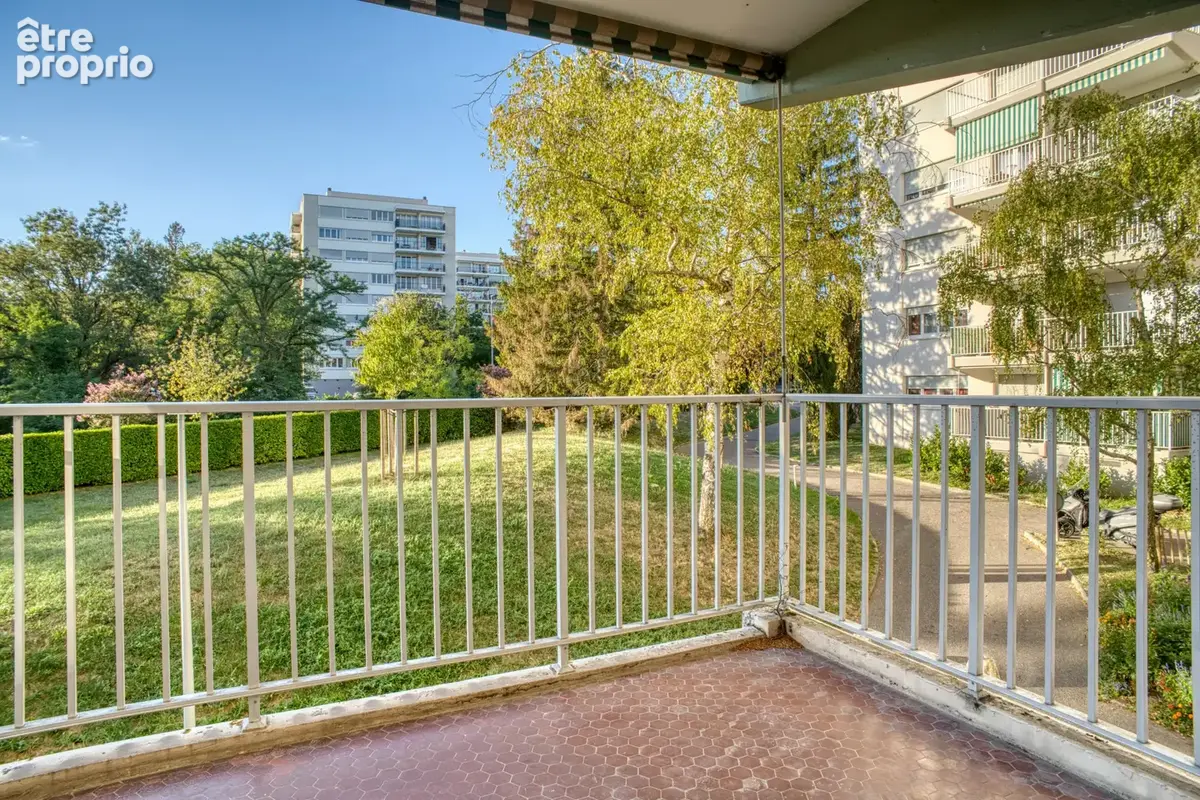 Photo Appartement à Sainte-Foy-Les-Lyon au prix de 180 000€