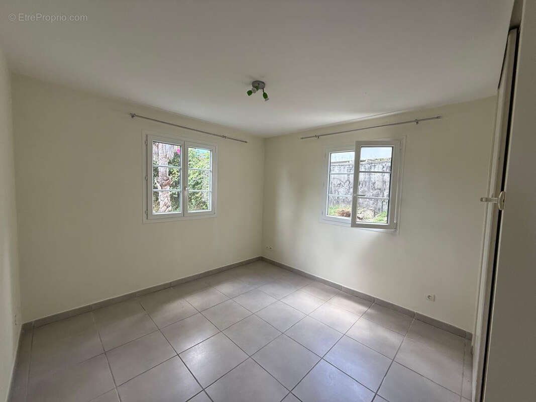 Appartement à LES TROIS-ILETS