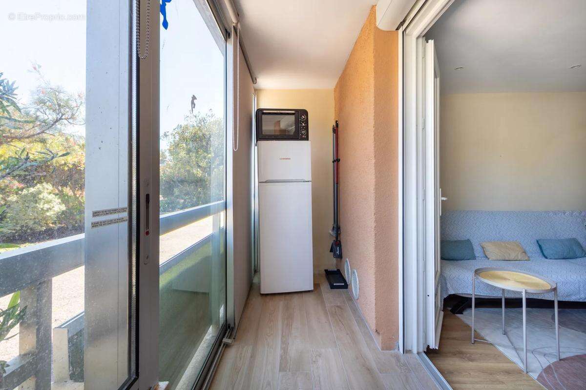 Appartement à BORMES-LES-MIMOSAS